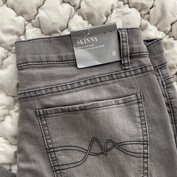 New York & Company Gray Skinny Jeans - Picture 3 of 6